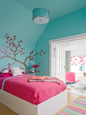  Color Paint Living Room on Turquoise Room From Bhg Via Addicted2decorating Pink   Turquoise   Its