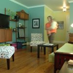 green living room by the decorologist