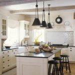 white kitchen via kitchenremodeldesigns_blogspot