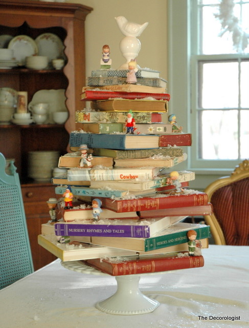 A Book Lover’s Christmas Tree