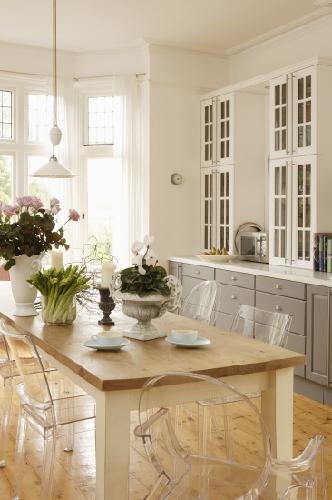 light gray lower kitchen cabinets