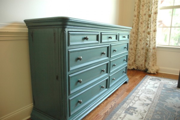 painted sideboard in benjamin moore dragonfly