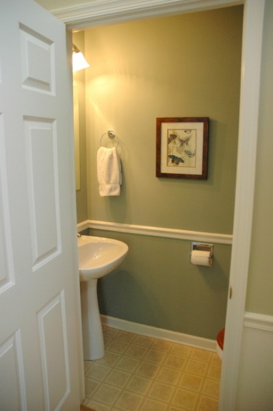 Does Color Count? When Reselling Your Home, Bathroom Color Counts