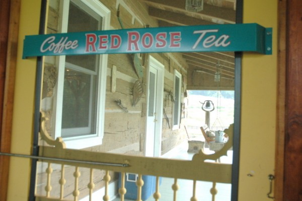 old fashioned screen door