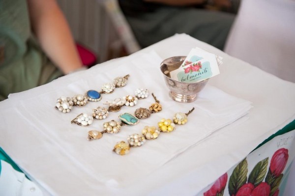 vintage upcycled jewelry