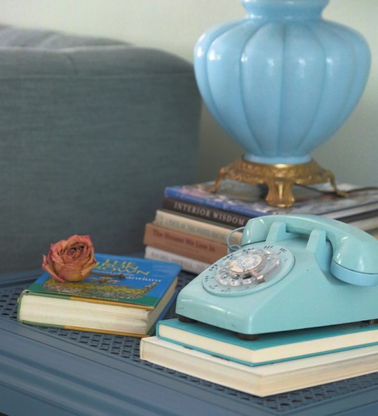 turquoise rotary phone lamp