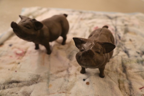 pig bookends