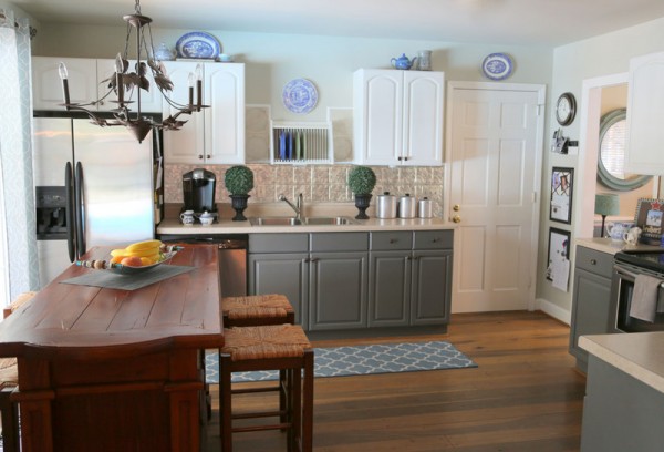 two tone painted kitchen cabinets