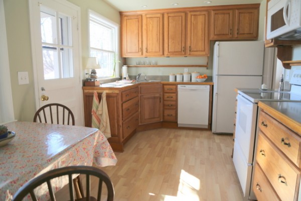 staged kitchen