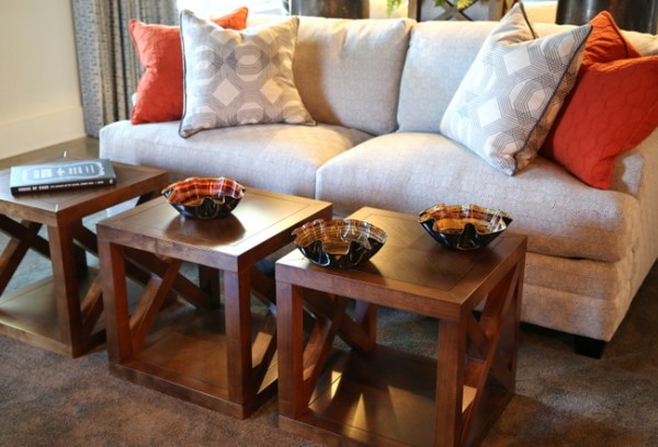 wood cube table