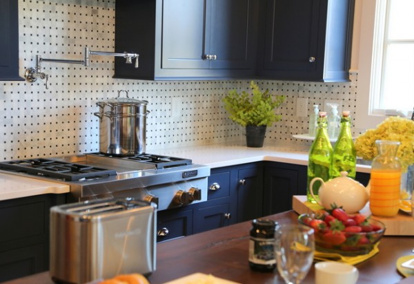 bathroom tile backsplash