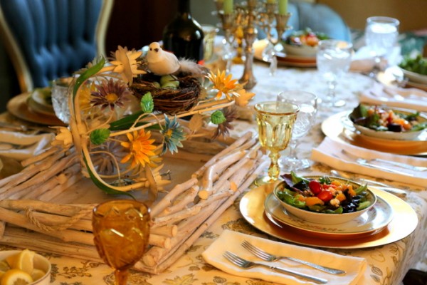 hgtv smart home blogger dinner table setting