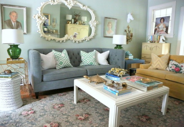 decorologist living room