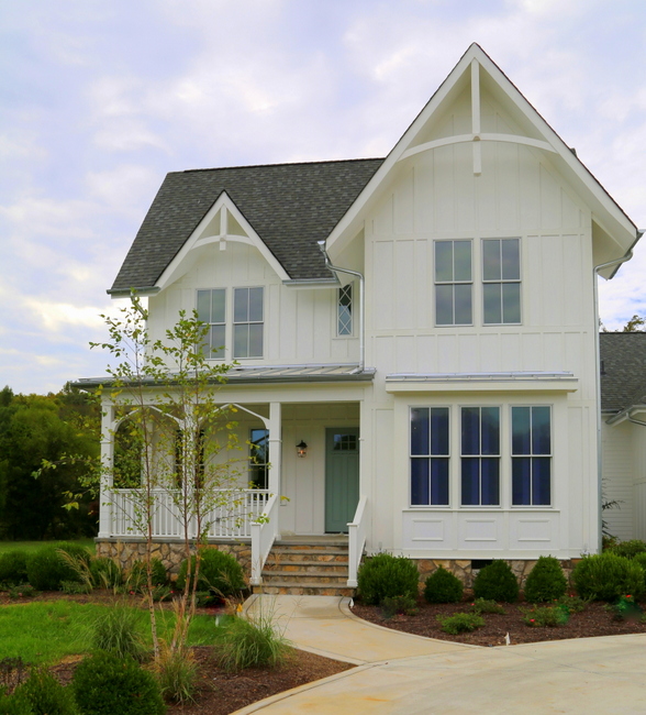 Exterior Paint Colors - Painting the Body and Trim the ...