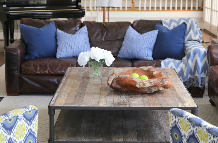 Your Ultimate Guide to Styling a Brown Sofa