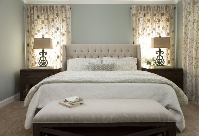 Five Things I Love About This Bedroom And One The Decorologist - Oyster Bay Colour Paint