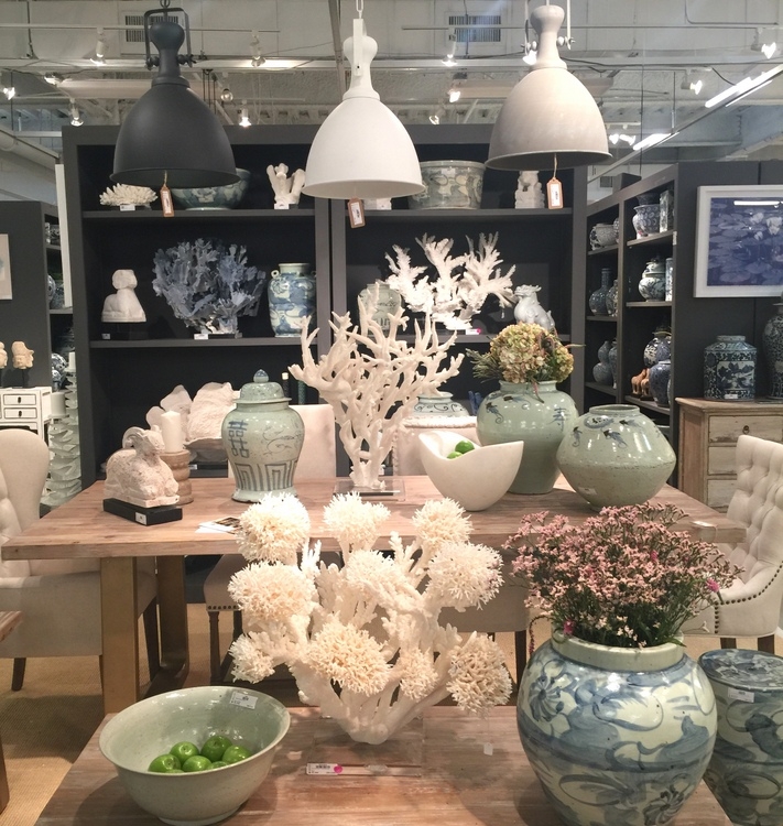 blue chinoiserie ceramics