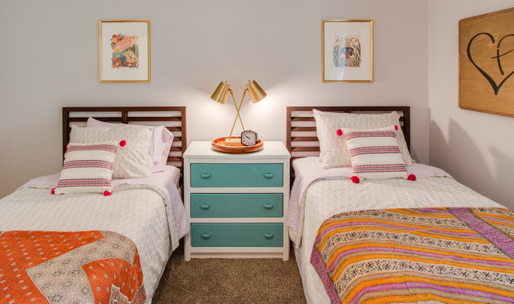twin beds for teen room makeover - The Decorologist