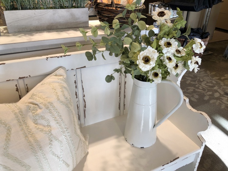 Kickstart Your Spring with Florals from Kirkland's Flower Market The