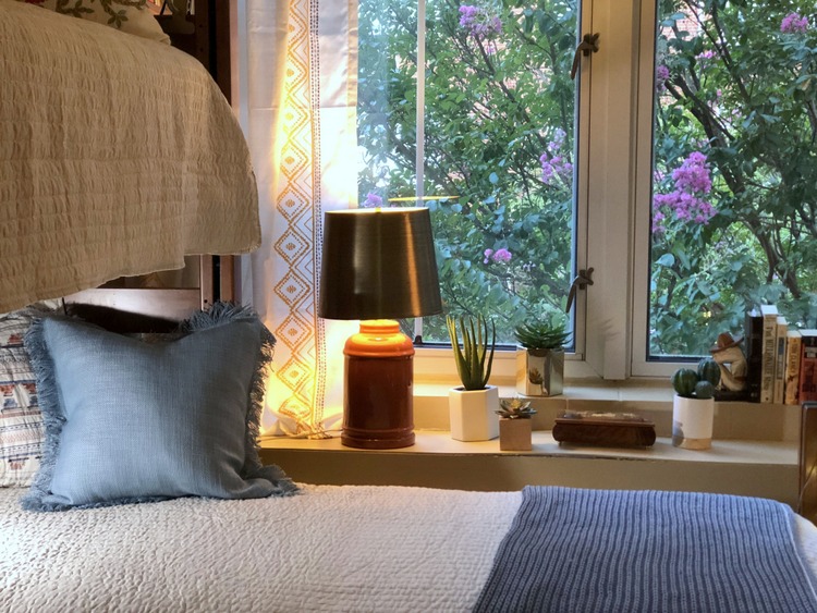 Dorm Room Makeover The Decorologist