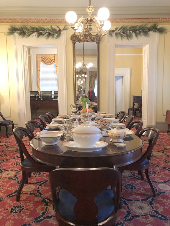 Rippavilla Mansion dining room